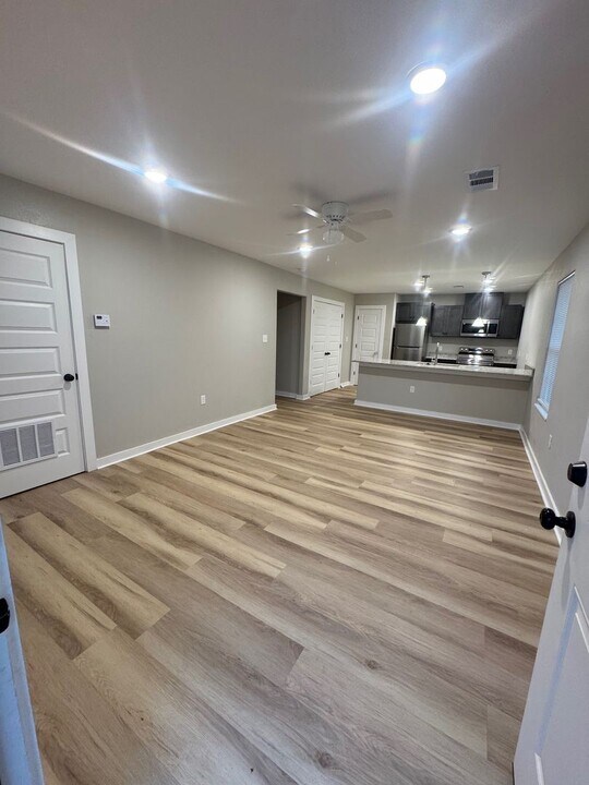 3802 Hollis Dr in Van Buren, AR - Building Photo