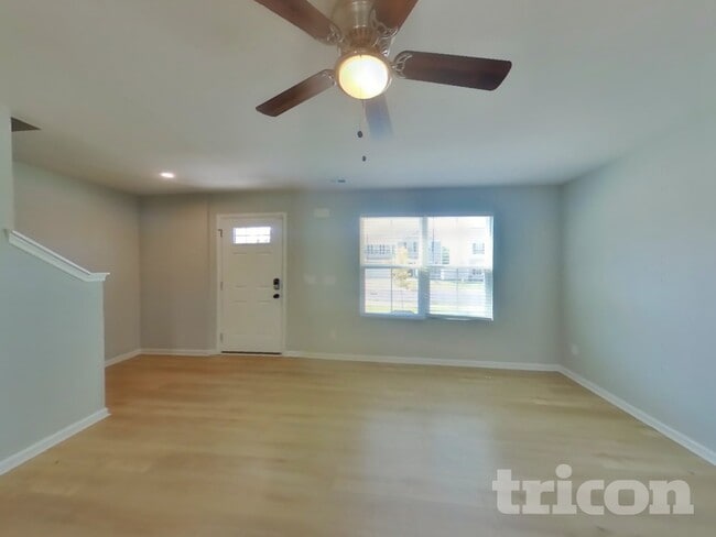 4114 S Downs Cir in White House, TN - Building Photo - Building Photo