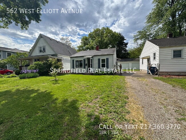 562 W Elliott Ave in Springfield, IL - Foto de edificio - Building Photo