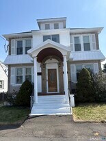 33 Wilkenda Ave in Waterbury, CT - Building Photo