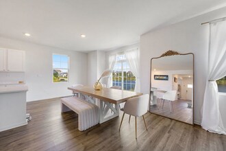 2042 Legacy Pointe Blvd in Plainfield, IL - Building Photo - Building Photo