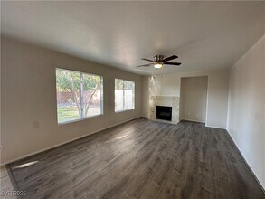 1575 Comfort Hills St in Henderson, NV - Building Photo - Building Photo