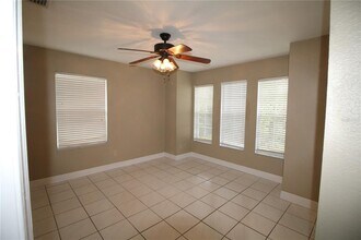 3952 Suburban Ln in North Port, FL - Building Photo - Building Photo