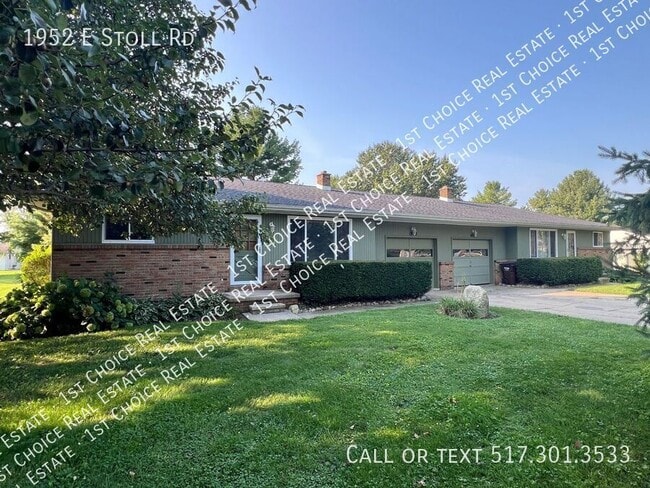 property at 1952 E Stoll Rd