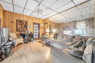 502 E 118th St in New York, NY - Building Photo - Interior Photo