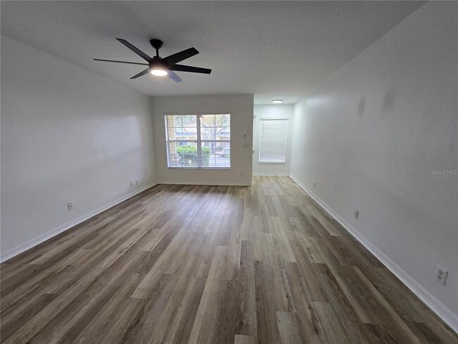 259 Castlekeeper Pl in Valrico, FL - Building Photo - Building Photo