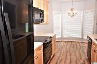 404 Bentmoor Way in Helena, AL - Building Photo - Building Photo