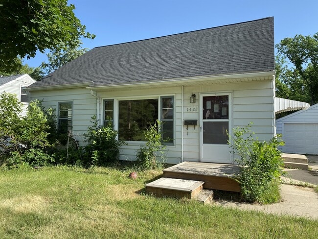 property at 1428 30th St NE
