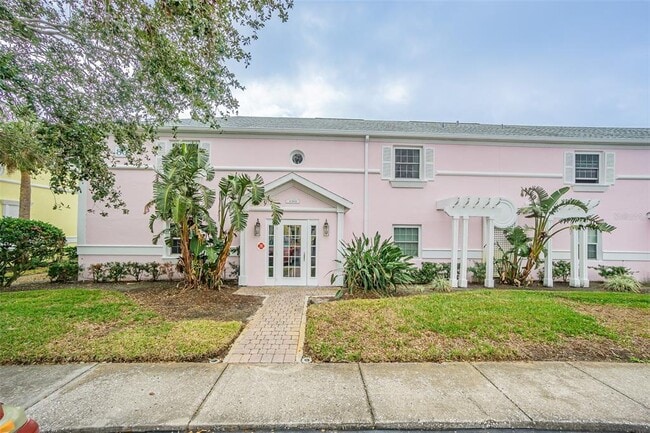 190 Pompano Dr SE in St. Petersburg, FL - Building Photo - Building Photo