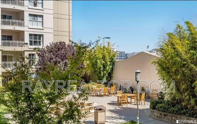 140 S Van Ness Ave in San Francisco, CA - Building Photo - Building Photo