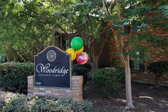 Woodridge Apartments in Jackson, MS - Foto de edificio - Building Photo