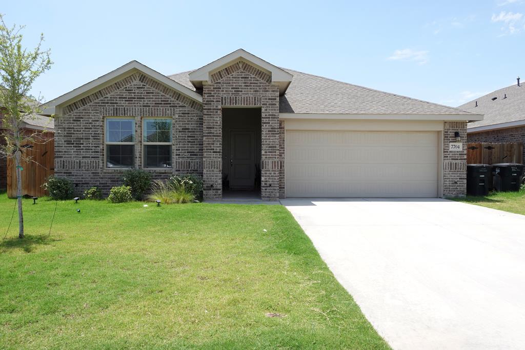 7704 Yellow Jacket Rd in Odessa, TX - Building Photo
