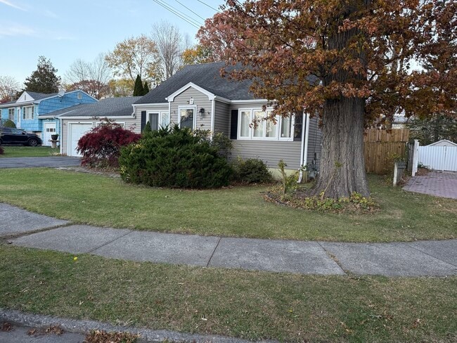 property at 39 Tina Cir