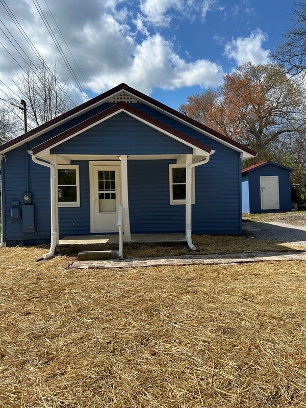 property at 2913 Brooks Ave