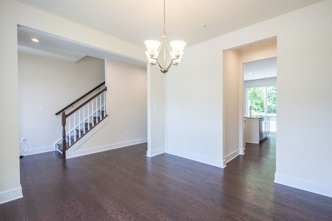 417 Whispering Elm Ln in Glen Burnie, MD - Building Photo - Building Photo