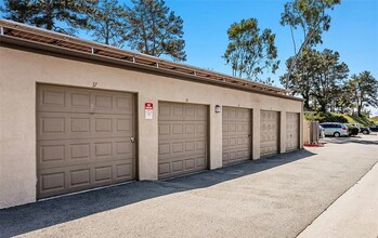 1046 Calle Del Cerro in San Clemente, CA - Building Photo - Building Photo