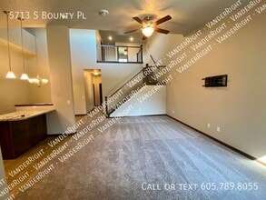 5713 S Bounty Pl in Sioux Falls, SD - Building Photo - Building Photo