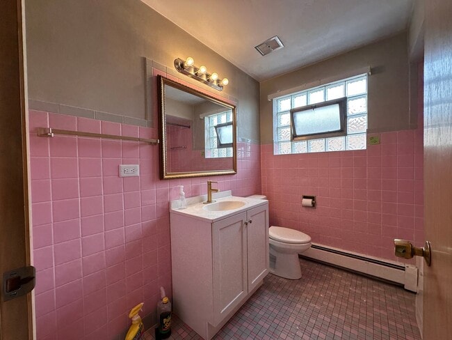 4104 W 55th St, Unit Apt 2