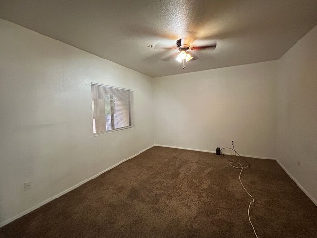 920 E Devonshire Ave in Phoenix, AZ - Foto de edificio - Building Photo