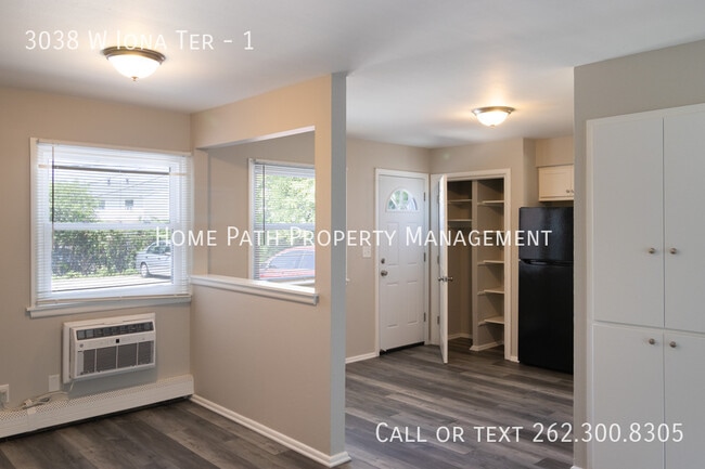 property at 3038 W Iona Terrace