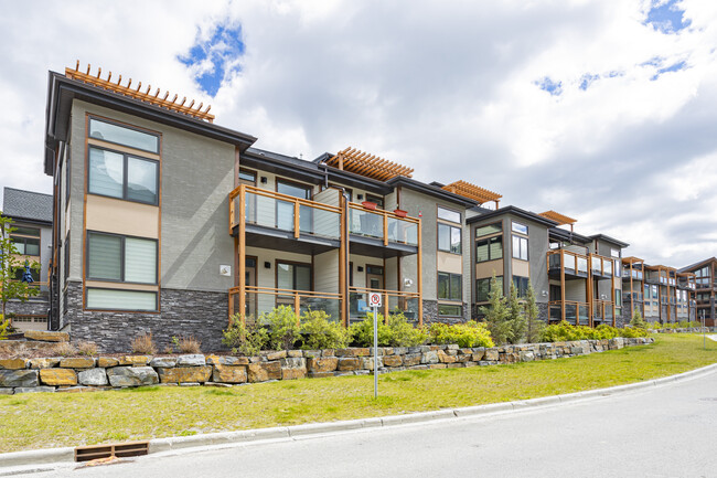 102 Stewart Creek Rise in Canmore, AB - Building Photo - Building Photo