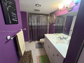4152 Inverrary Dr in Lauderhill, FL - Building Photo - Building Photo