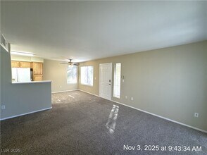 5710 E Tropicana Ave in Las Vegas, NV - Building Photo - Building Photo