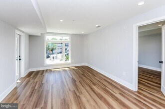 3965 Lancaster Ave-Unit -203 in Philadelphia, PA - Building Photo - Building Photo