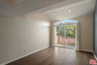 1625 Granville Ave in Los Angeles, CA - Building Photo - Building Photo