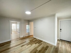 49 Pennacook St in Manchester, NH - Building Photo - Building Photo