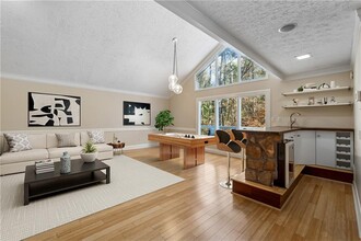 6895 Riverside Dr in Atlanta, GA - Building Photo - Building Photo