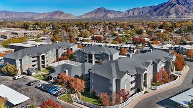 Parkgate Apartments in Salt Lake City, UT - Foto de edificio - Building Photo