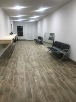 7424 Lindencrest St in Houston, TX - Building Photo