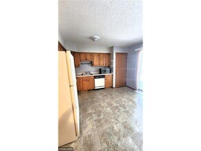 704 8th St N in Hudson, WI - Building Photo - Building Photo