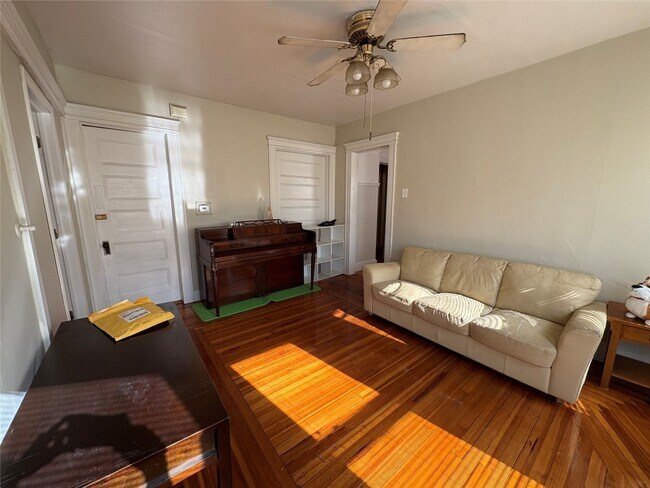 19 Lincoln St-Unit -2 in Binghamton, NY - Building Photo - Building Photo