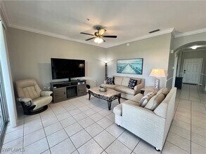 8600 Cedar Hammock Cir in Naples, FL - Building Photo - Building Photo