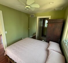 7770 Selma Ave, Unit Above Garage Apartment in Los Angeles, CA - Building Photo - Building Photo