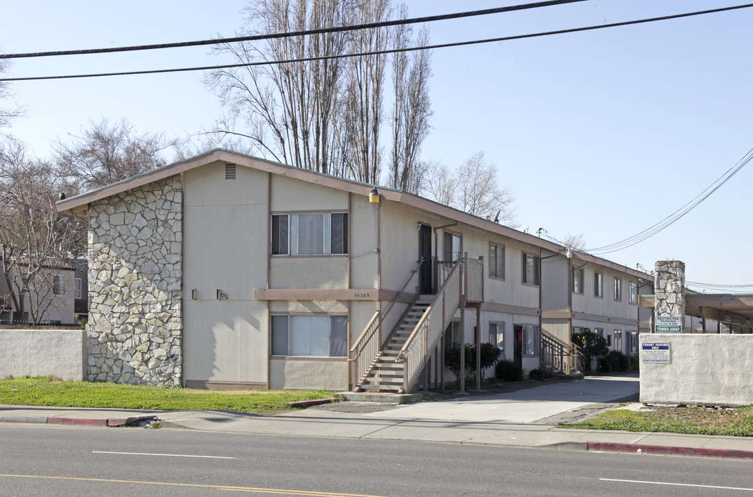 26369 Gading Rd in Hayward, CA - Building Photo