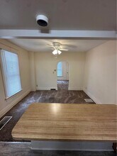 506 S Walnut St, Unit Apt B in Springfield, IL - Building Photo - Building Photo