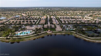 7643 Novara Ct in Naples, FL - Foto de edificio - Building Photo