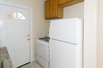 629 W Barry Ave in Chicago, IL - Building Photo - Building Photo