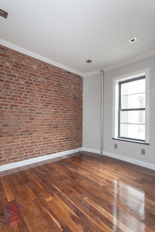 134 Orchard St, Unit 16 in New York, NY - Building Photo - Building Photo