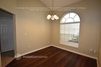 1518 Stoneywood Way in Apopka, FL - Foto de edificio - Building Photo