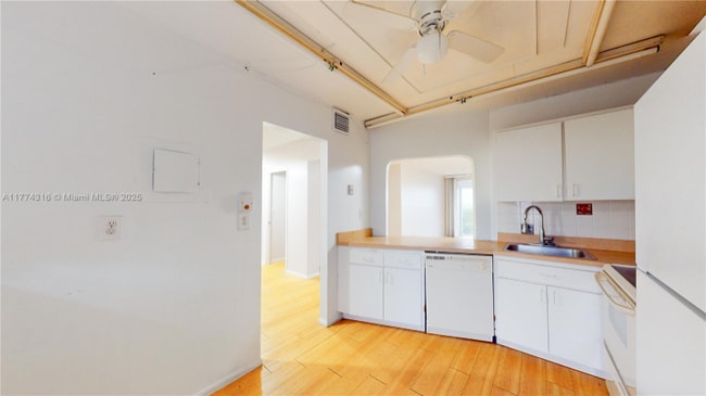 property at 1780 NE 191st St