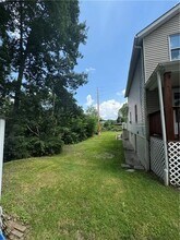 158 Washington Dr in Indianola, PA - Building Photo - Building Photo