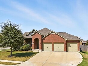3500 Winter Wren Way in Pflugerville, TX - Building Photo - Building Photo