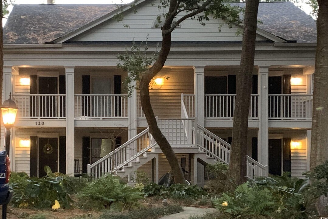 120 Weehawka Way in Pawleys Island, SC - Building Photo