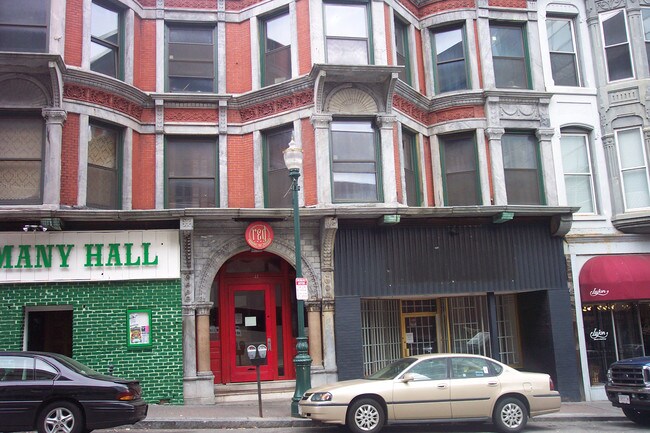 37-49 Pleasant St in Worcester, MA - Building Photo - Building Photo