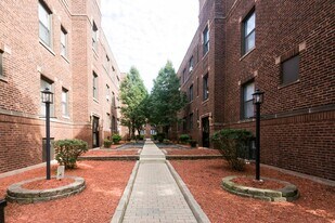 3830 N Fremont in Chicago, IL - Building Photo