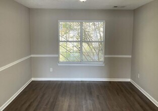 3554 Cherry Bloom Way in Decatur, GA - Foto de edificio - Building Photo